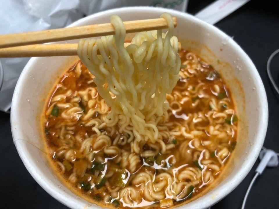 【韓國必買】嚟韓國便利店必買嘅商品清單！你試過邊啲呢？2025便利店新品秘笈